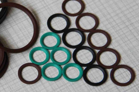 如何防止丁腈橡膠O型圈發(fā)生泄露？