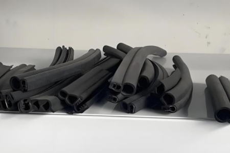 選擇合適的硅膠密封條，提升門窗的密封性！