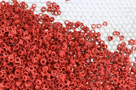 丁腈橡膠O型圈怎么去除毛邊？學(xué)會(huì)這四個(gè)方法！